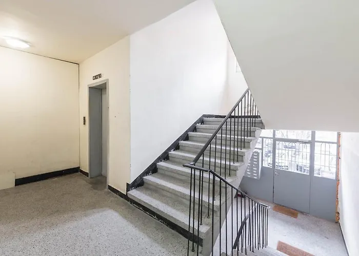 アパート Bright And Comfy Place *