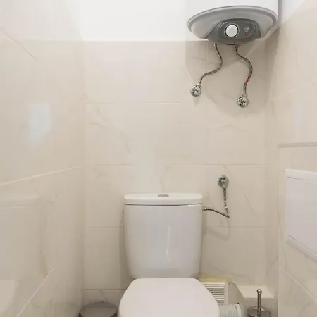 Bright And Comfy Place Appartamento Varna