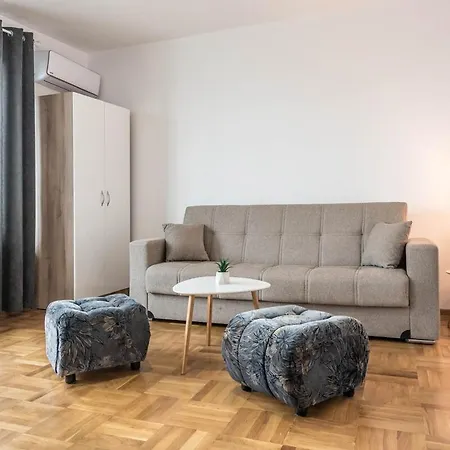 Apartmán Bright And Comfy Place Varna