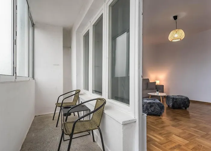 Bright And Comfy Place Varna